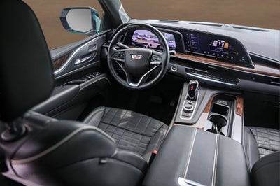 2023 Cadillac Escalade Sport Platinum