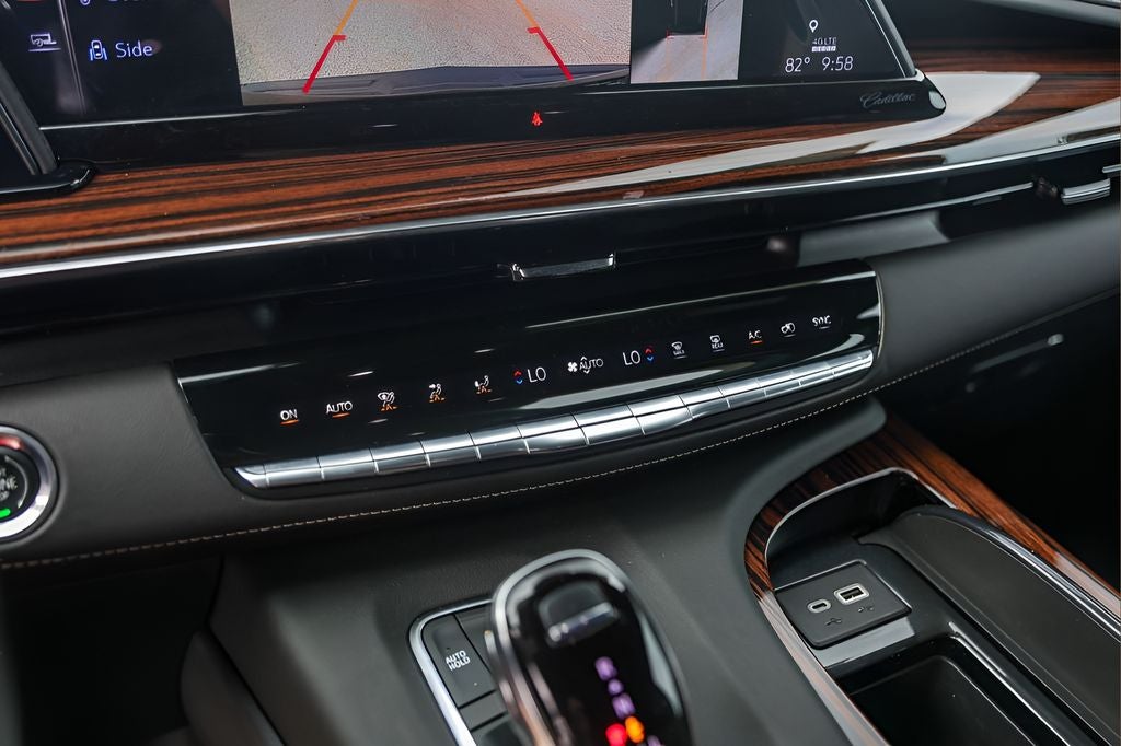 2022 Cadillac Escalade ESV Premium