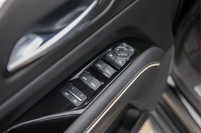 2022 Cadillac Escalade ESV Premium