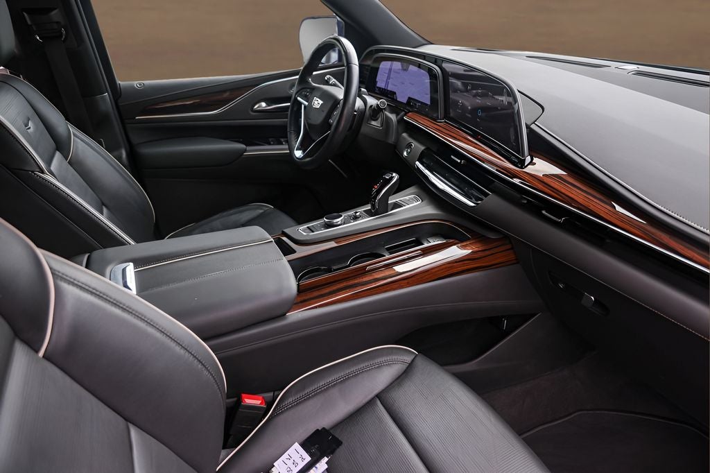2022 Cadillac Escalade ESV Premium