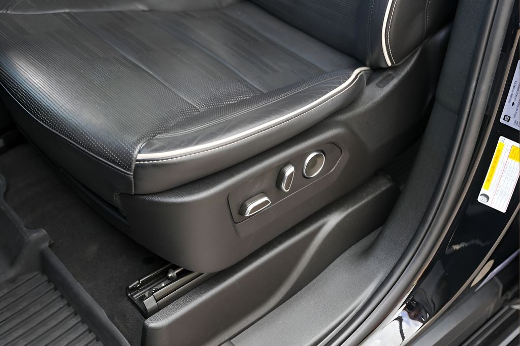 2024 Cadillac Escalade ESV Premium