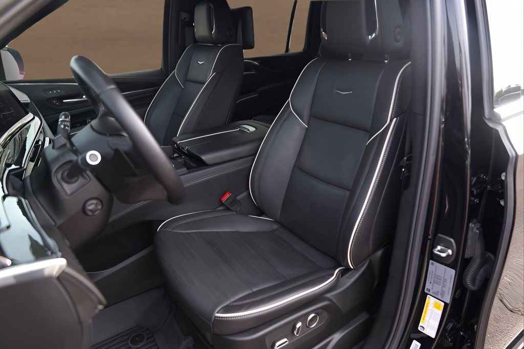 2024 Cadillac Escalade ESV Sport