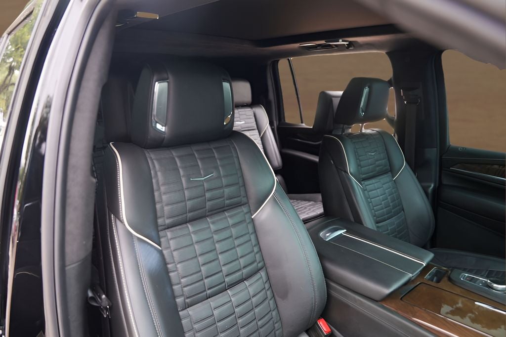 2023 Cadillac Escalade ESV Sport Platinum
