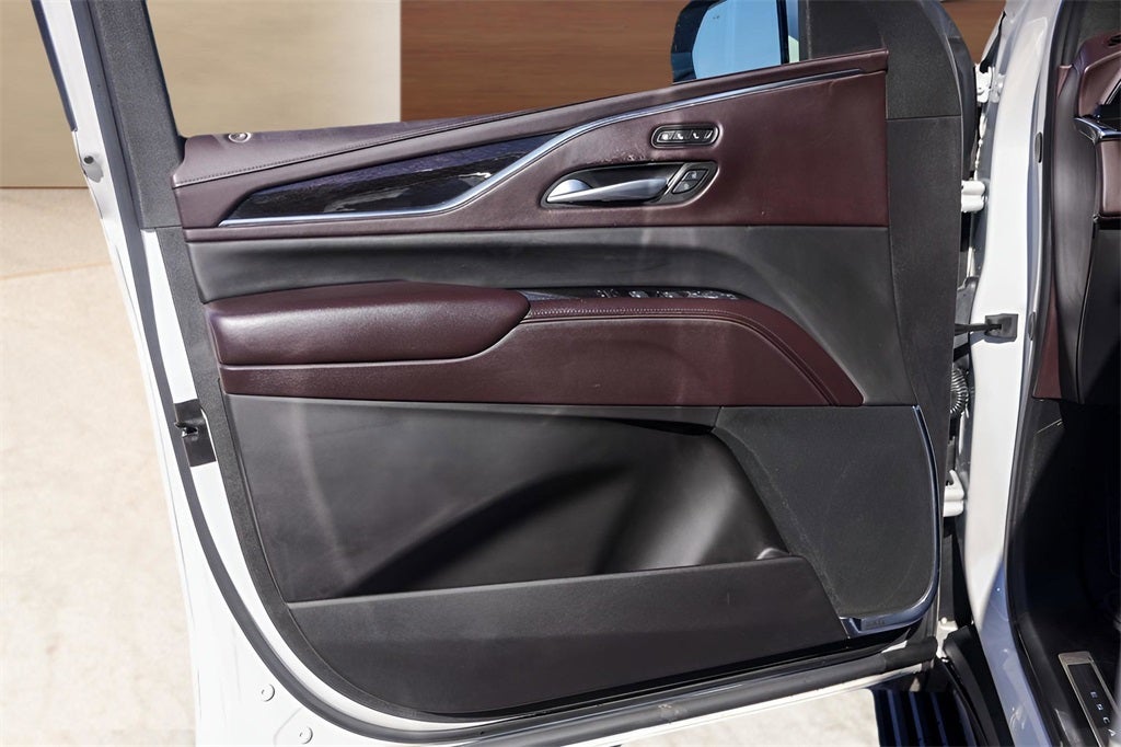 2024 Cadillac Escalade ESV Sport Platinum