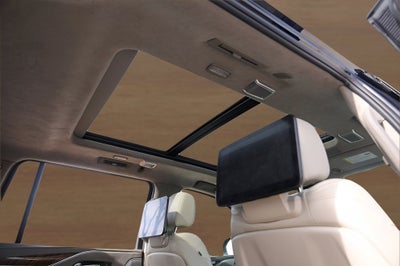 2024 Cadillac Escalade ESV Sport Platinum