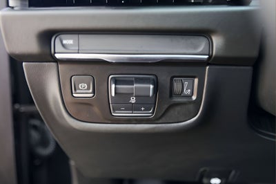 2025 Cadillac Escalade Sport