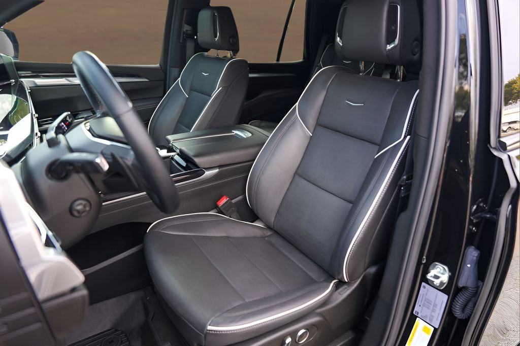 2025 Cadillac Escalade Sport