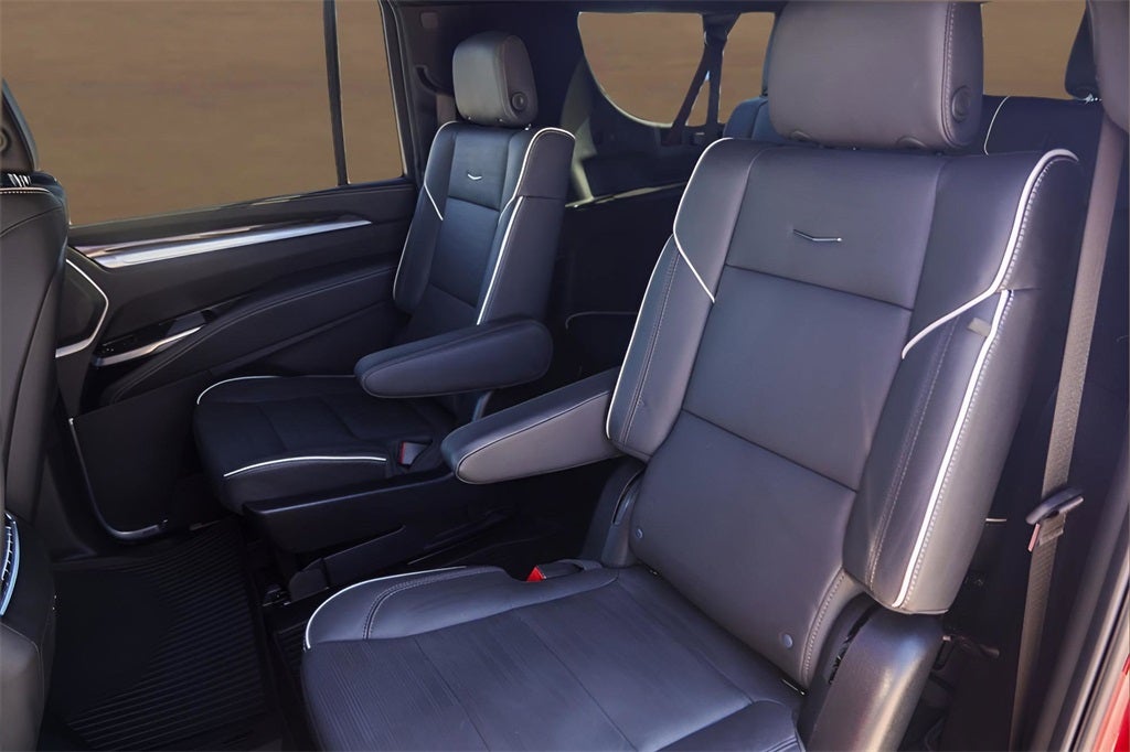 2025 Cadillac Escalade ESV Premium