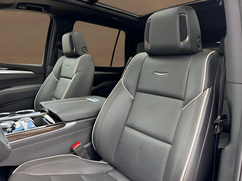 2025 Cadillac Escalade Premium Luxury