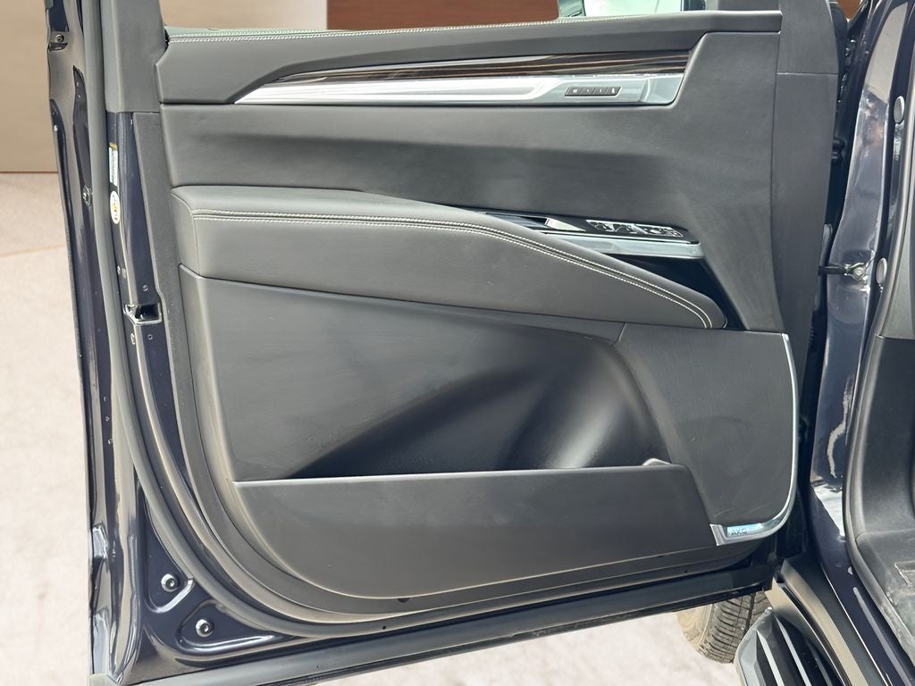 2025 Cadillac Escalade Premium Luxury