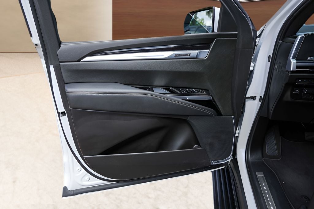 2025 Cadillac Escalade Sport