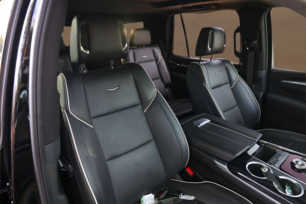 2025 Cadillac Escalade Sport