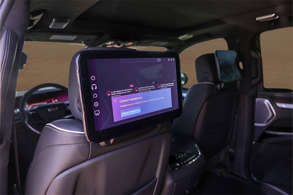 2025 Cadillac Escalade Sport Platinum