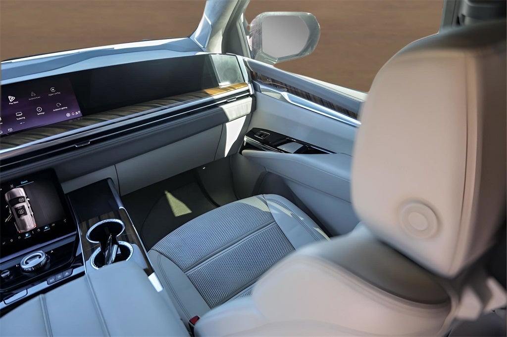 2025 Cadillac Escalade Sport Platinum