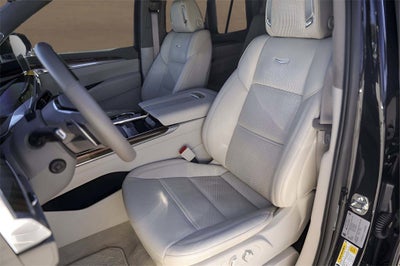 2025 Cadillac Escalade Sport Platinum