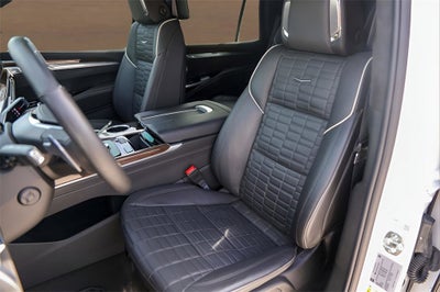 2025 Cadillac Escalade Sport Platinum