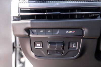 2025 Cadillac Escalade V-Series