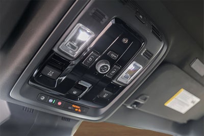 2025 Cadillac Escalade ESV Premium