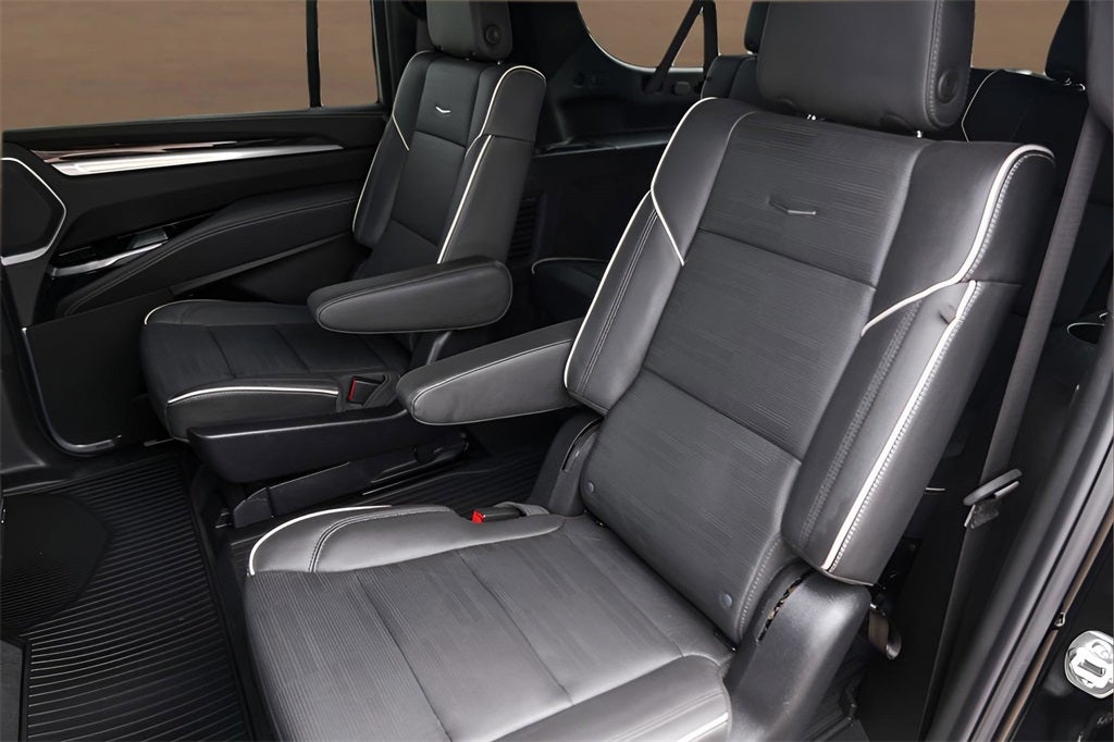 2025 Cadillac Escalade ESV Premium