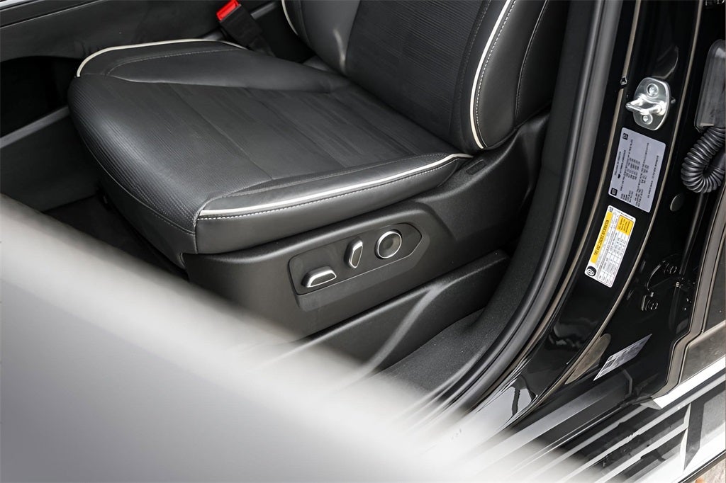 2025 Cadillac Escalade ESV Premium