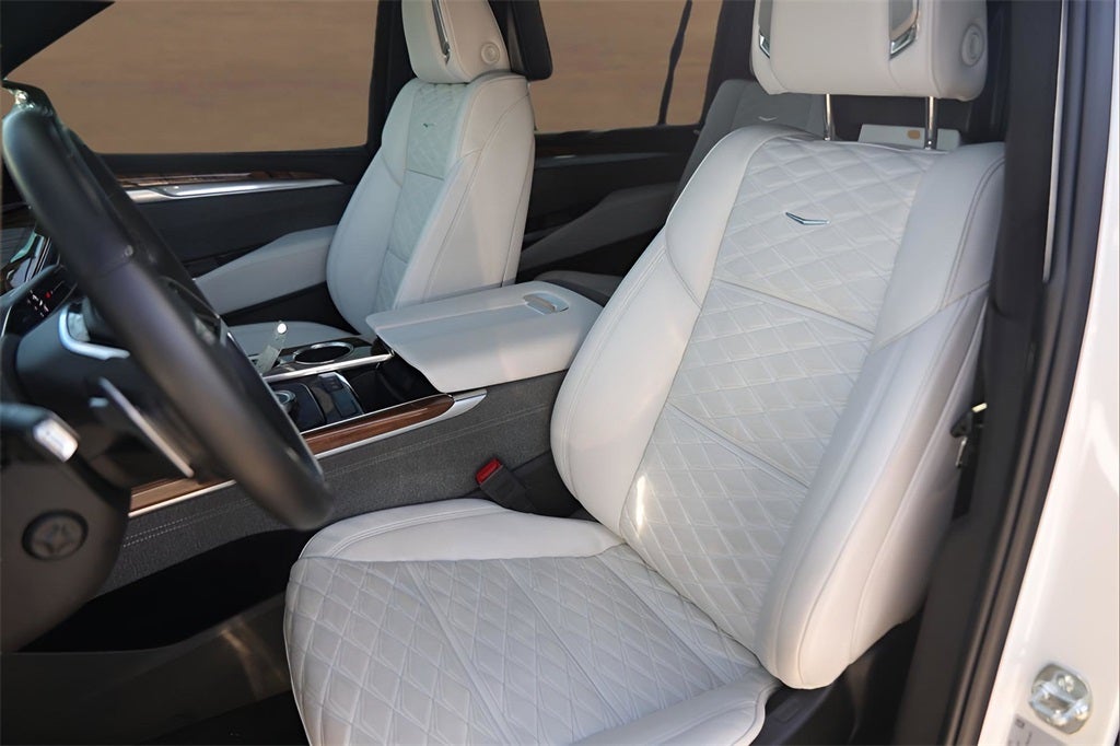 2025 Cadillac Escalade ESV Premium Luxury Platinum