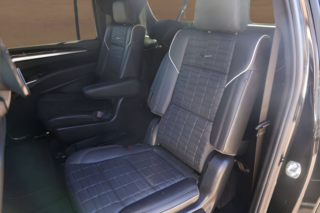 2025 Cadillac Escalade ESV Sport Platinum