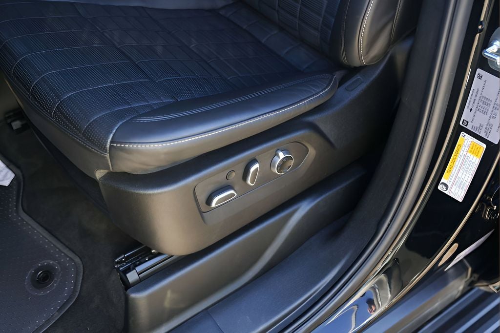 2025 Cadillac Escalade ESV Sport Platinum