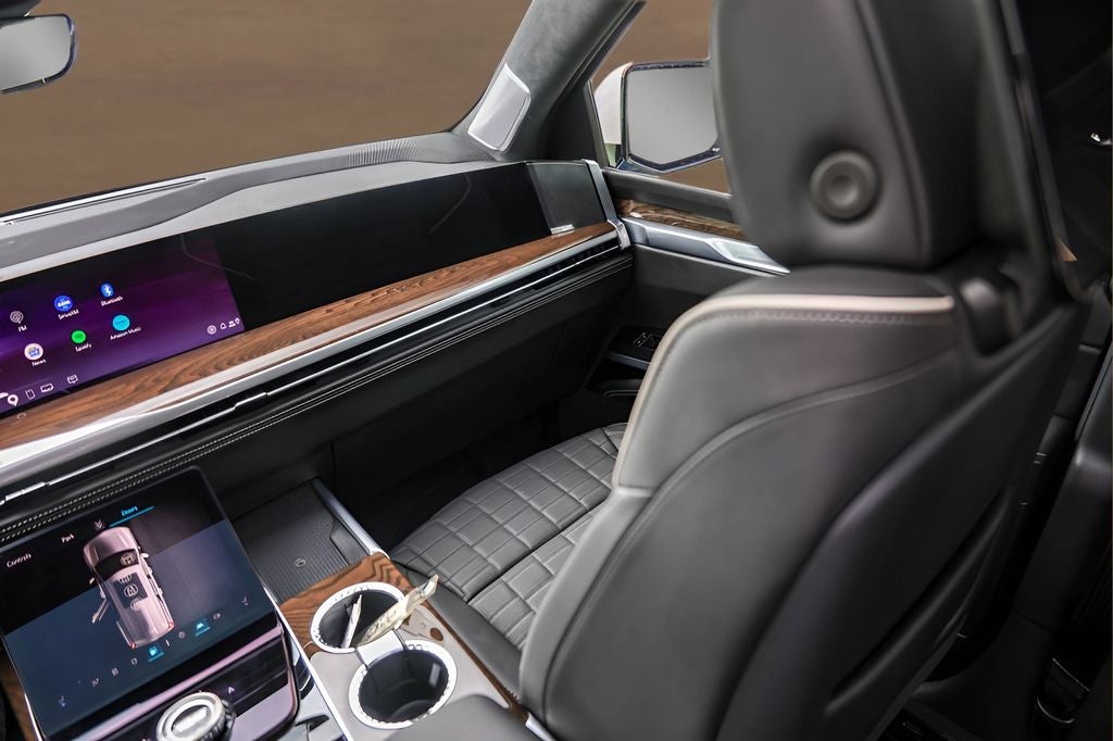 2025 Cadillac Escalade ESV Sport Platinum