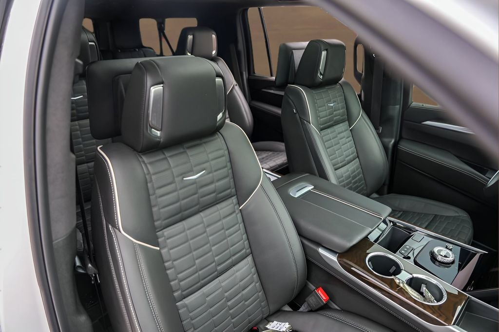 2025 Cadillac Escalade ESV Sport Platinum