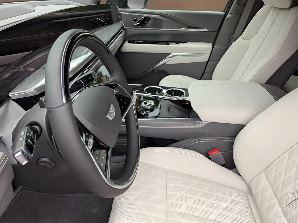 2025 Cadillac ESCALADE IQ Sport 1