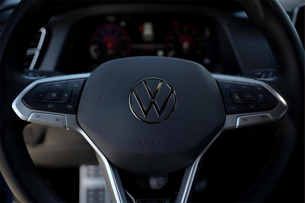 2024 Volkswagen Atlas Cross Sport 2.0T SEL Premium R-Line