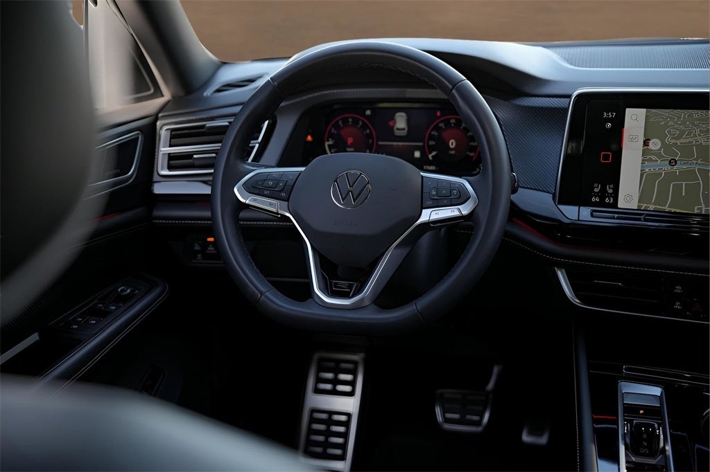 2024 Volkswagen Atlas Cross Sport 2.0T SEL Premium R-Line