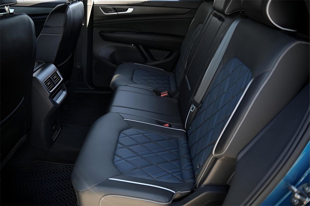 2024 Volkswagen Atlas Cross Sport 2.0T SEL Premium R-Line