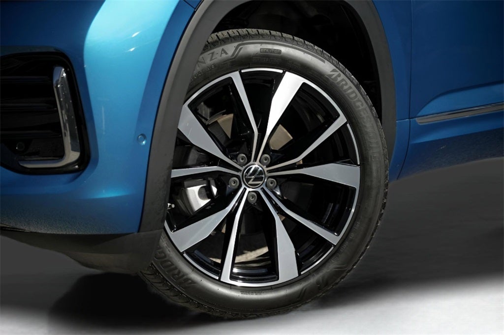 2024 Volkswagen Atlas Cross Sport 2.0T SEL Premium R-Line