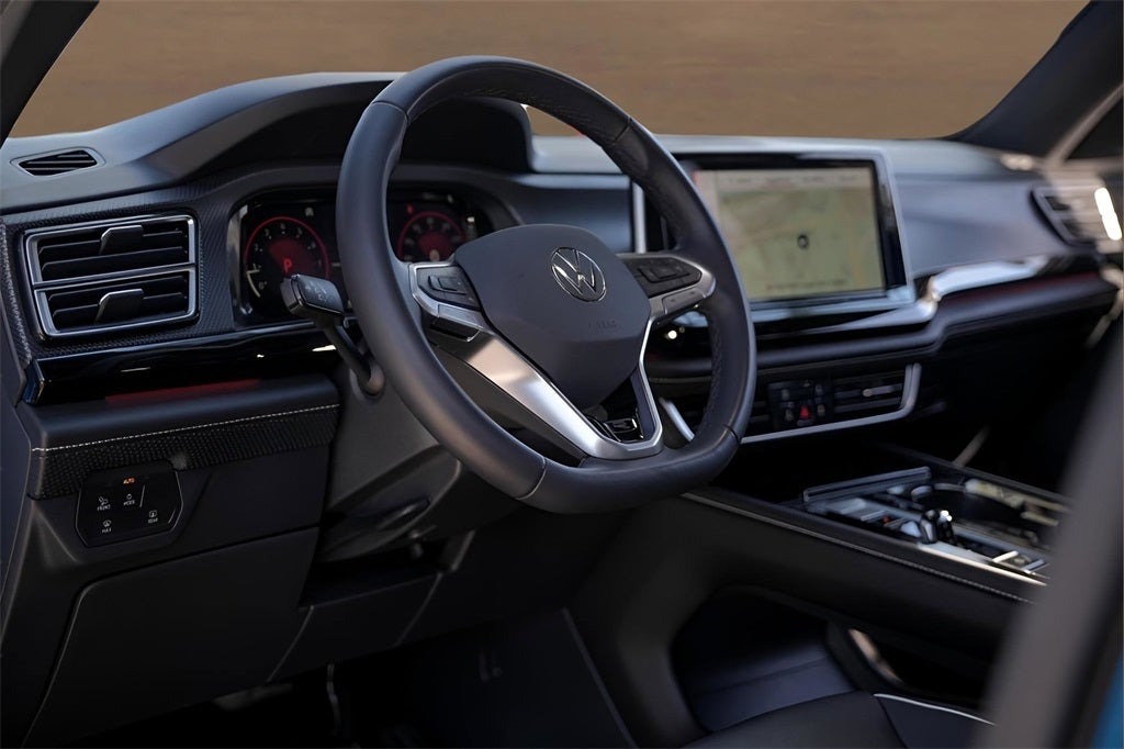 2024 Volkswagen Atlas Cross Sport 2.0T SEL Premium R-Line