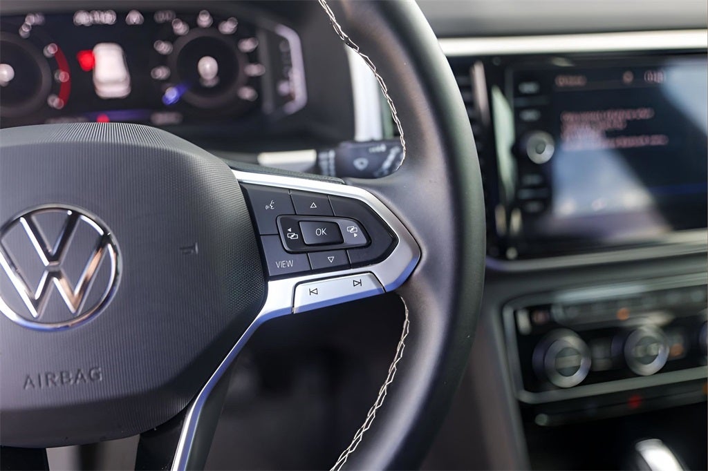 2022 Volkswagen Atlas Cross Sport 3.6L V6 SE w/Technology