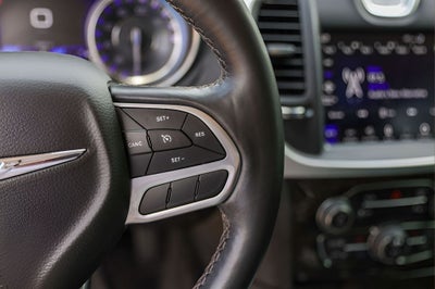 2022 Chrysler 300 Touring