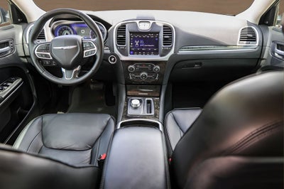 2022 Chrysler 300 Touring