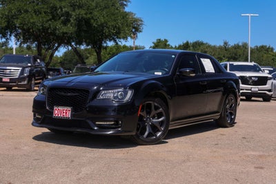2022 Chrysler 300 Touring
