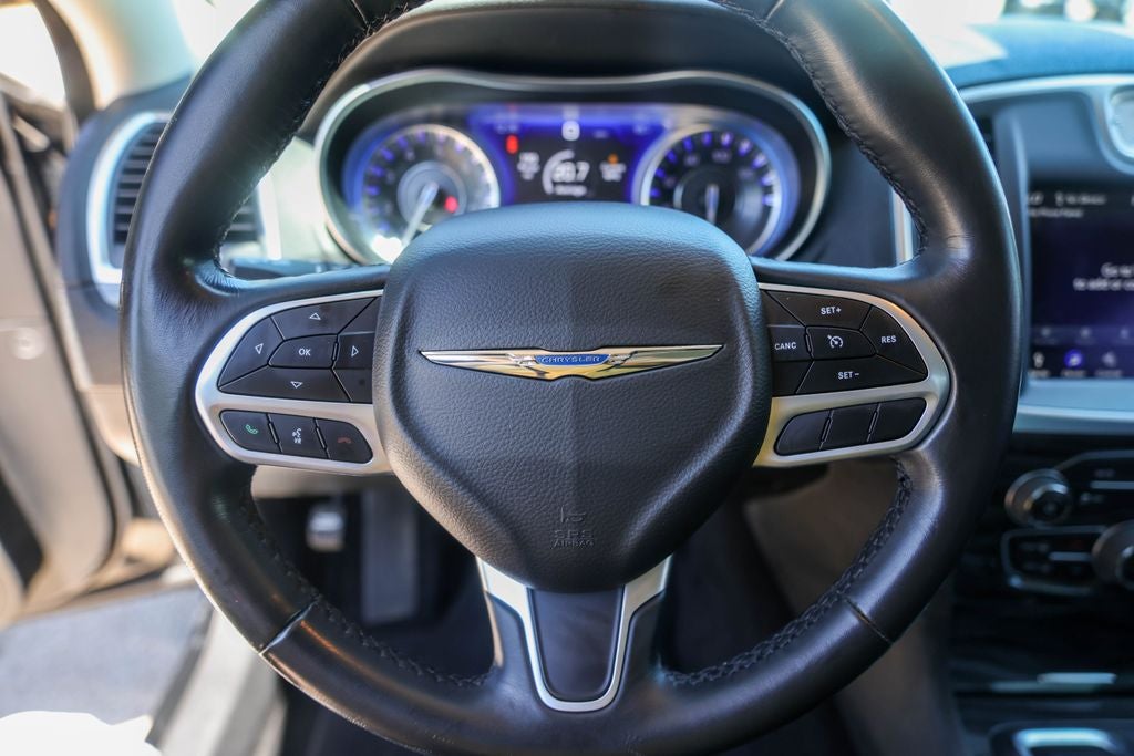 2022 Chrysler 300 Touring