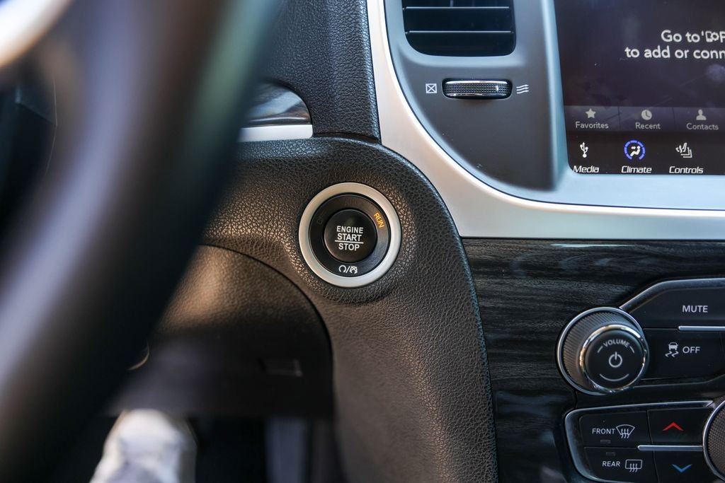 2022 Chrysler 300 Touring