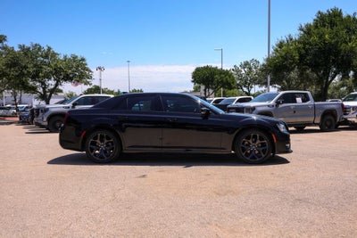 2022 Chrysler 300 Touring