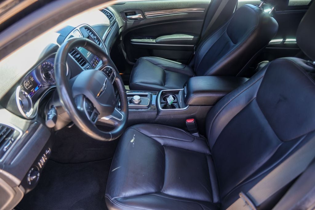 2022 Chrysler 300 Touring