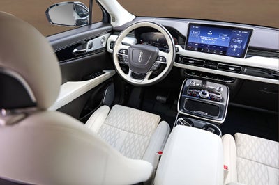 2023 Lincoln Nautilus Black Label