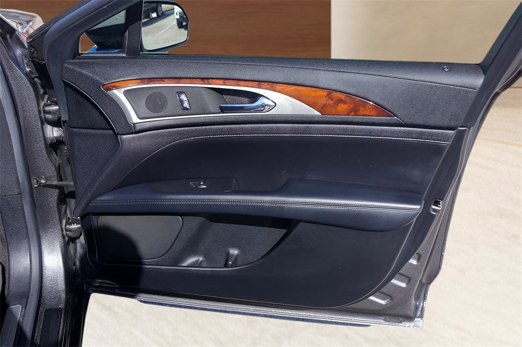 2017 Lincoln MKZ Select