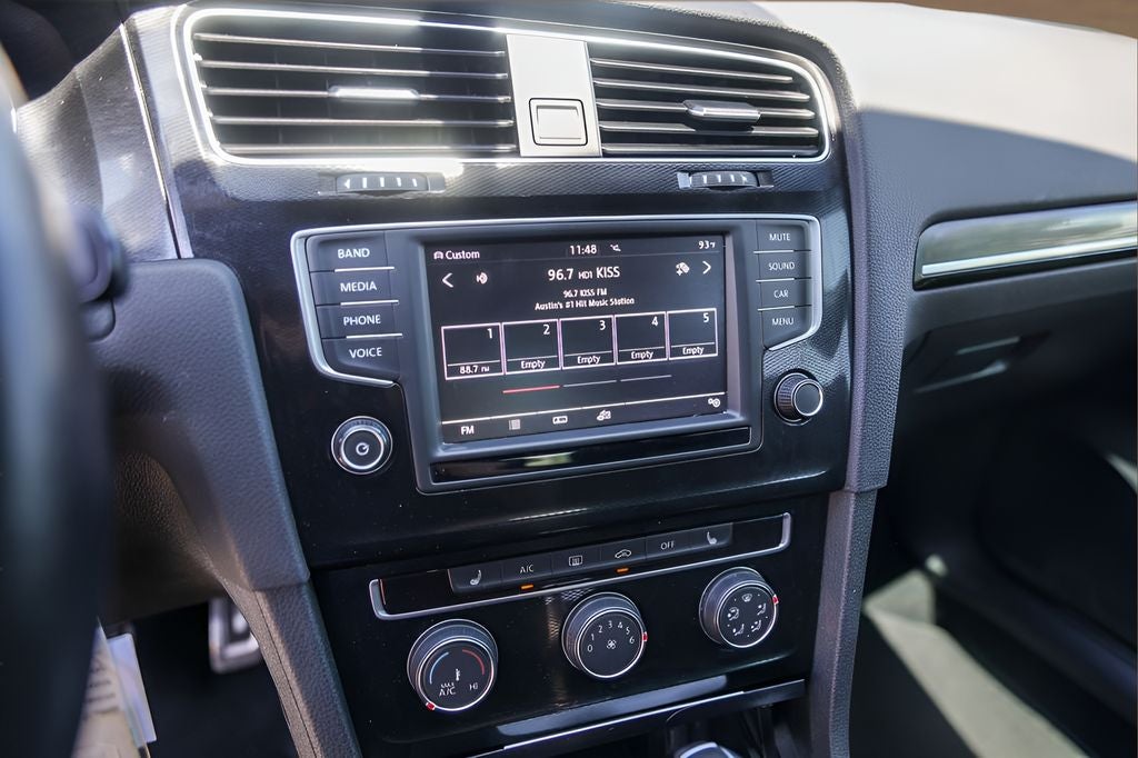 2017 Volkswagen Golf GTI S