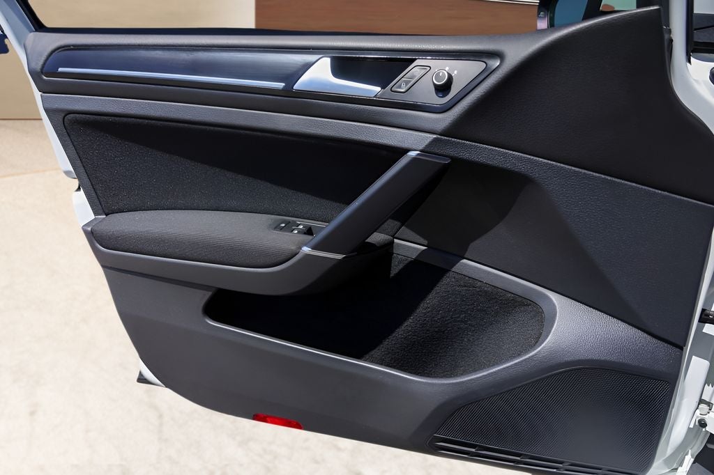 2017 Volkswagen Golf GTI S