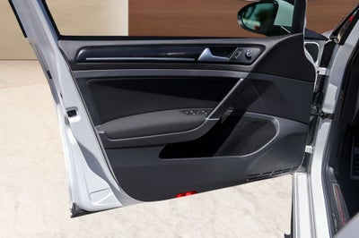 2017 Volkswagen Golf GTI S