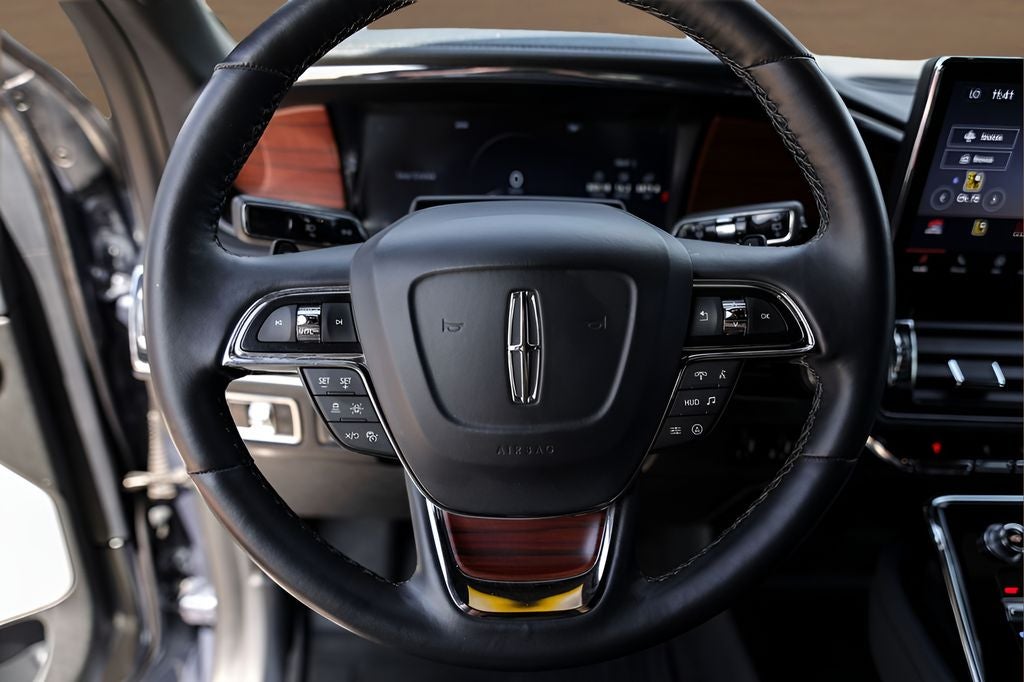 2023 Lincoln Navigator L Reserve