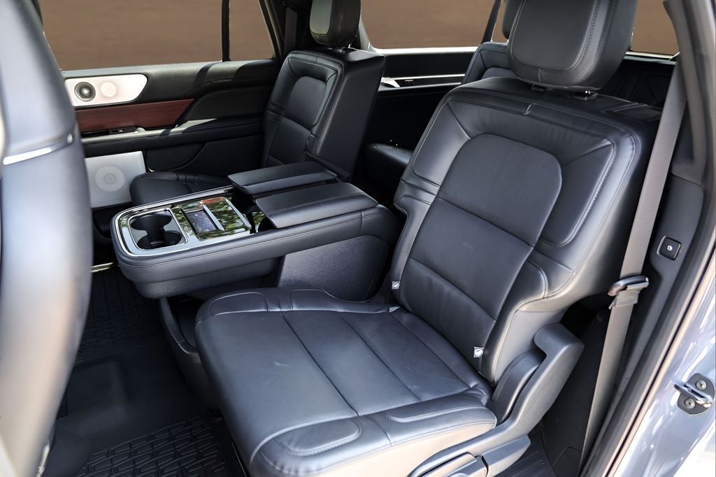 2023 Lincoln Navigator L Reserve